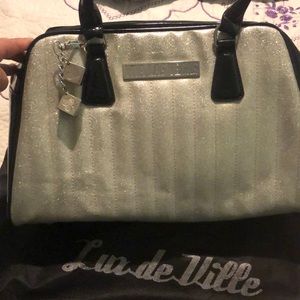 Lux de ville purse